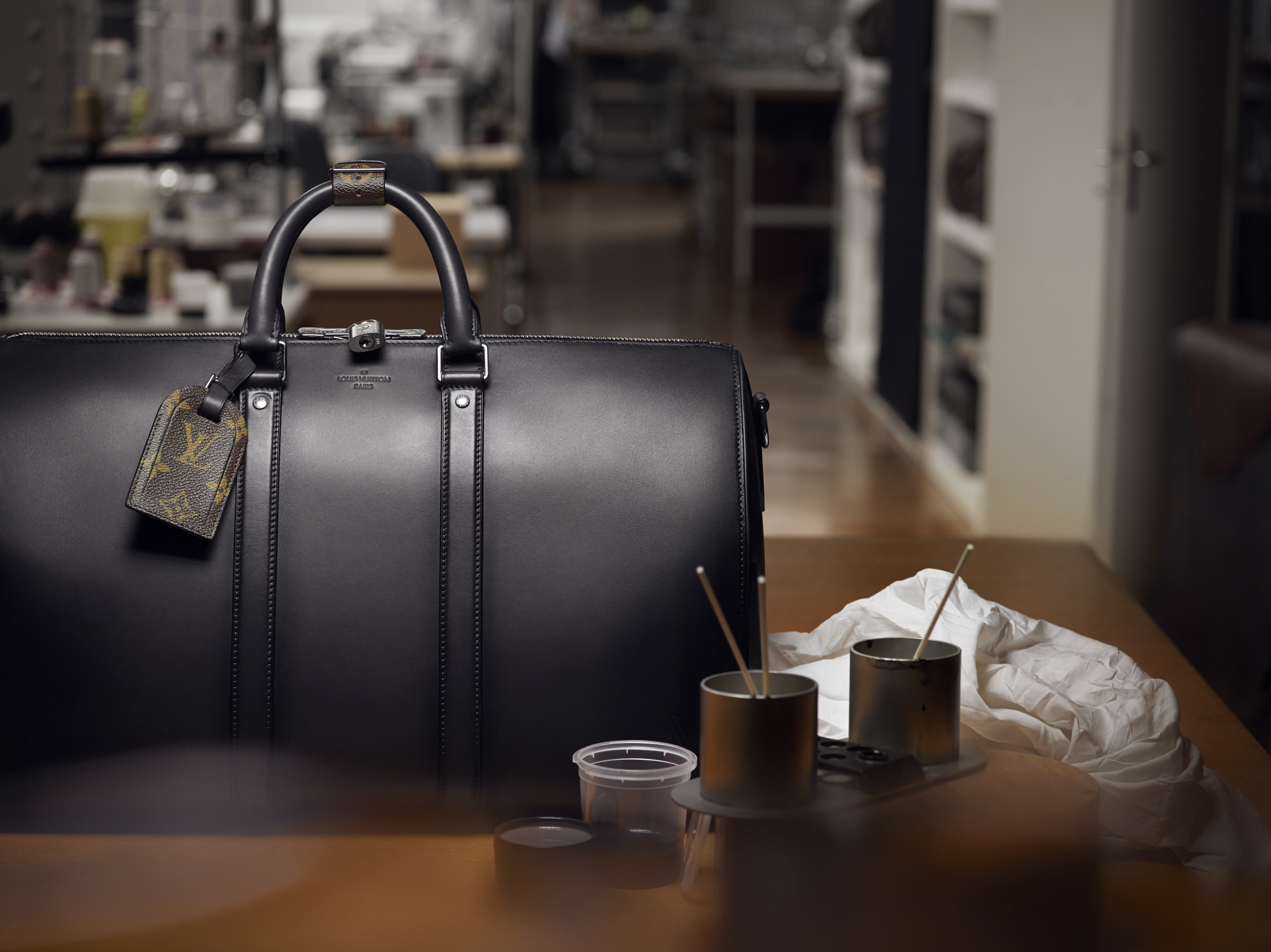 Louis Vuitton' in Métiers, emplois et formations dans la filière cuir